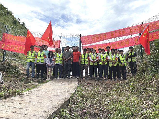 項目黨員團(tuán)員參建廣西邊境攔阻設(shè)施建設(shè)項目  修.jpg